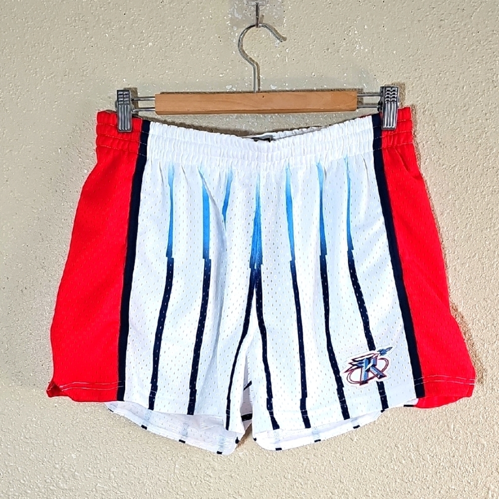 Mitchell & Ness Houston Rockets Shorts.